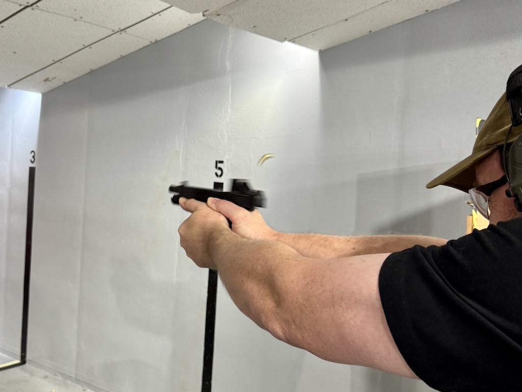 Shooting the new Gen 6 Glock 