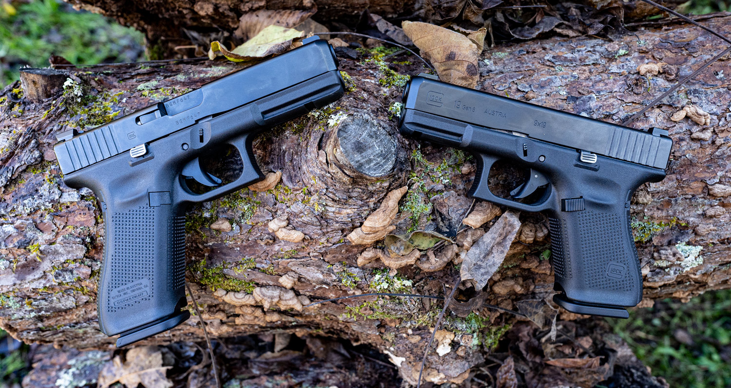 Glock 17 vs Glock 19 pistols side by side